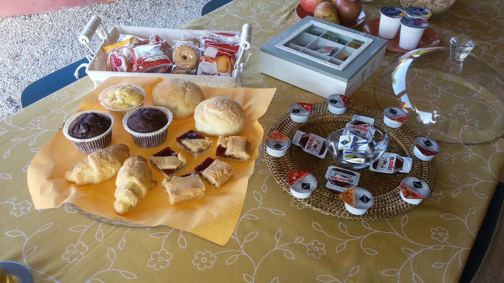 Soleesale Appartamenti E Camere Per Vacanza Pula Habitación foto